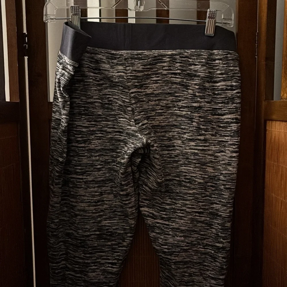 Victoria’s Secret pajama pants L - Picture 2 of 4
